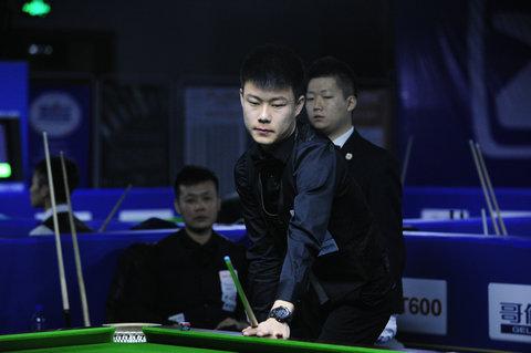 与战术教练 与战术教练